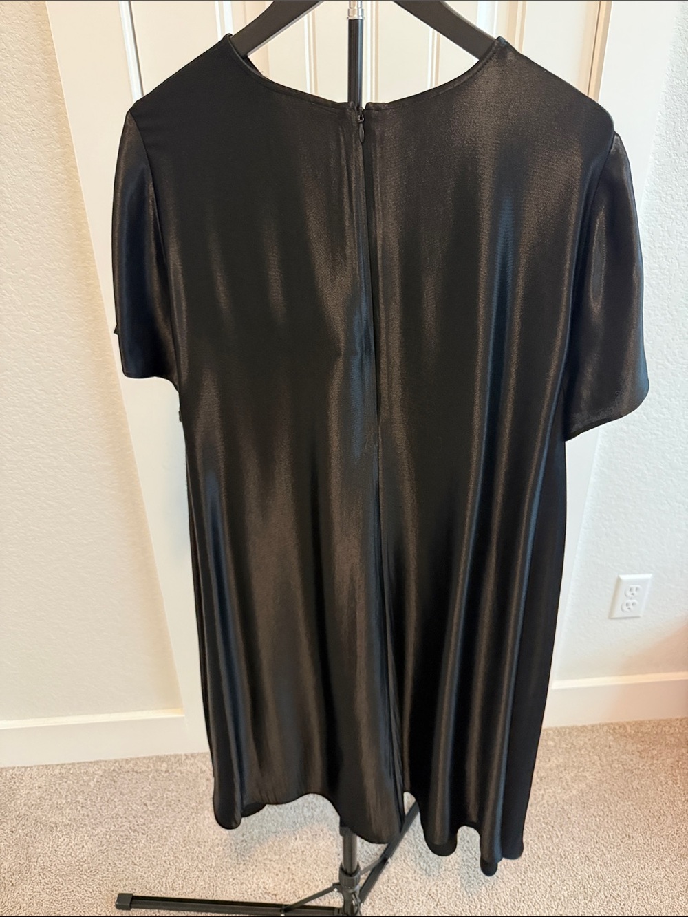 Banana Republic Black Short Sleeve Satin Swing Dress - Picture 3 of 3